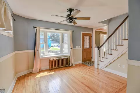 Living - 360 Doherty St, Fall River, MA 02720 photo 4 of 5