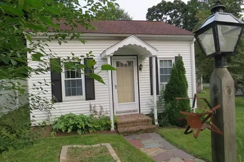 25 Saint James Ave, East Bridgewater, MA 02333