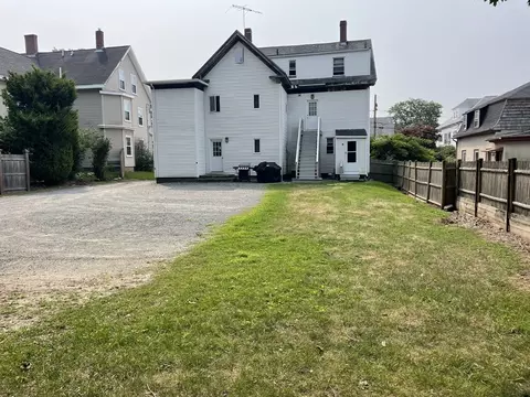 11 Summer St, Beverly, MA 01915 photo 3