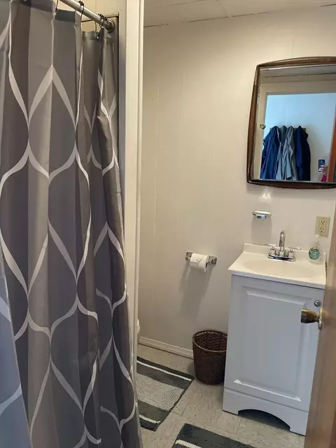 11 Summer St, Beverly, MA 01915 photo 21