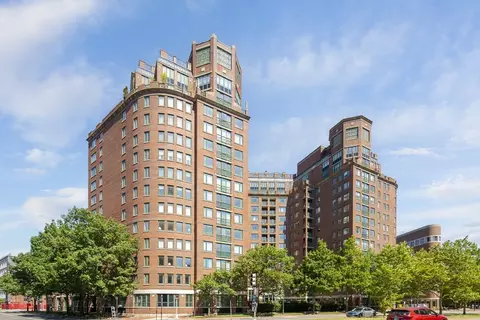 10 Rogers St #502, Cambridge, MA 02142