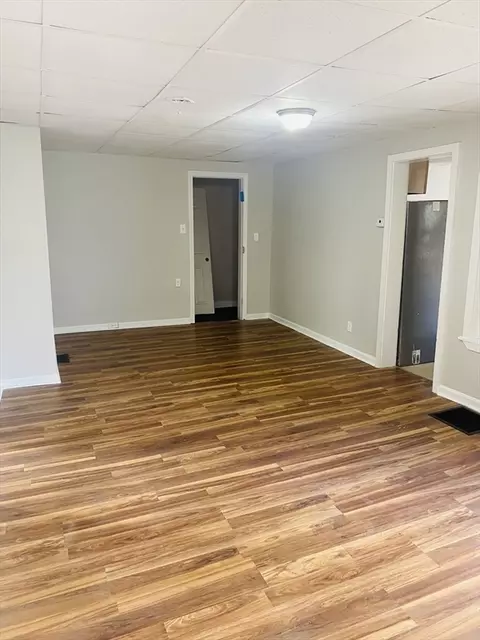 3 Pleasant Ter, Worcester, MA 01609 photo 3