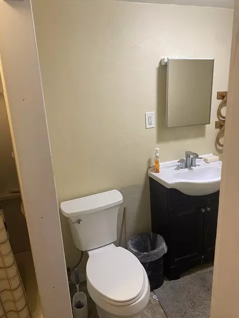 3 Pleasant Ter, Worcester, MA 01609 photo 12