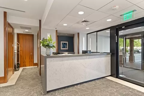 6 Whittier Pl #6B, Boston, MA 02114