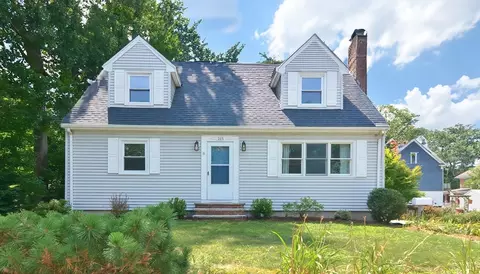 165 Cottage St, Mansfield, MA 02048