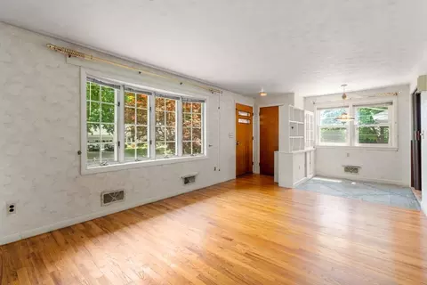 10 Davis, Hudson, MA 01749 photo 8