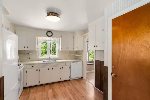 10 Davis, Hudson, MA 01749 photo 16