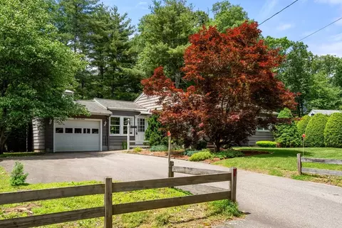 10 Davis, Hudson, MA 01749 photo 2