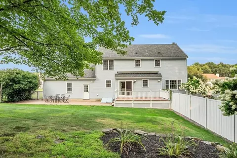 Exterior - 7 Benoni Dr, Sutton, MA 01590 photo 4 of 8