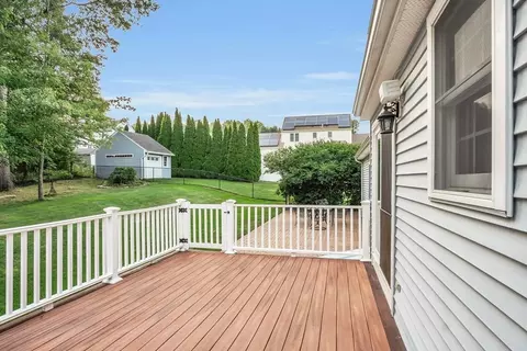 Exterior - 7 Benoni Dr, Sutton, MA 01590 photo 6 of 8