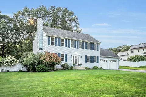 Exterior - 7 Benoni Dr, Sutton, MA 01590 photo 2 of 8