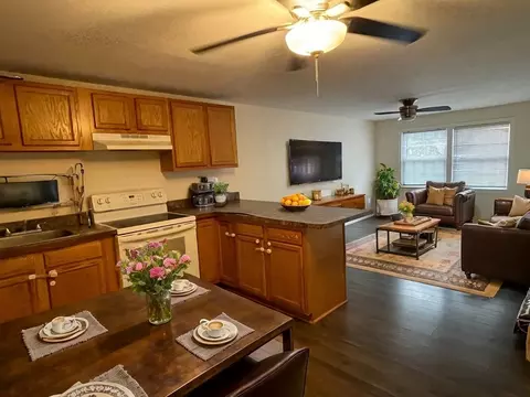 71 Mystic St #11, Methuen, MA 01844