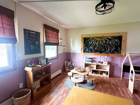 18-20 Newport St, Springfield, MA 01119 photo 5