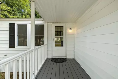 20 Kendell Ln, Salisbury, MA 01952