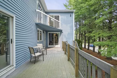 70 Whalers Ln #70, Salem, MA 01970