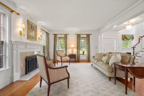 Living - 36 Maryknoll Dr, Hingham, MA 02043 photo 3 of 4