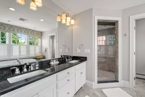 Bath - 36 Maryknoll Dr, Hingham, MA 02043 photo 2 of 7