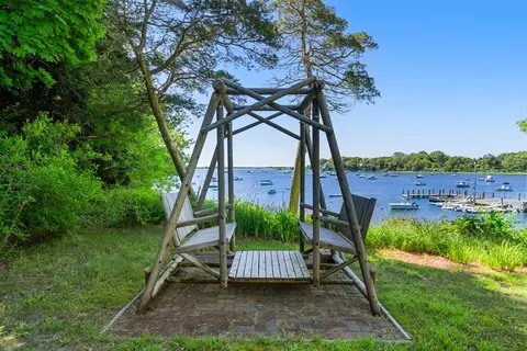 882 Main St, Barnstable, MA 02635 photo 9