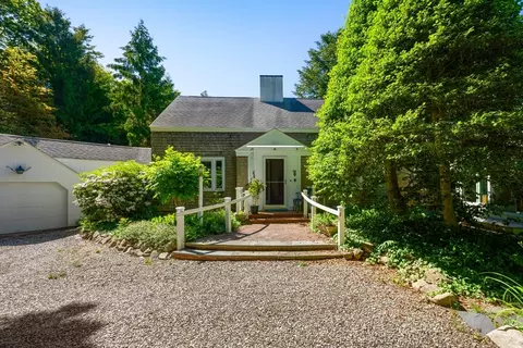882 Main St, Barnstable, MA 02635 photo 6