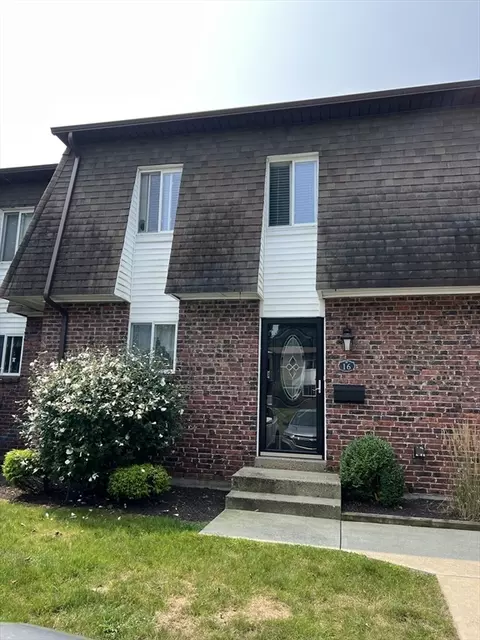 16 Hillcrest Park #16, South Hadley, MA 01075
