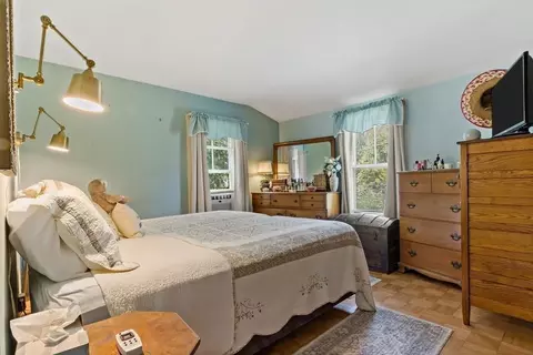 262 Peckham Rd, Acushnet, MA 02743 photo 12