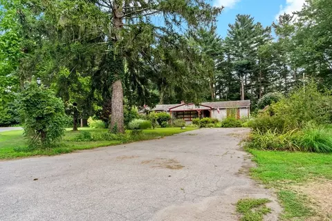 262 Peckham Rd, Acushnet, MA 02743 photo 18