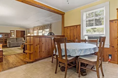 262 Peckham Rd, Acushnet, MA 02743 photo 10