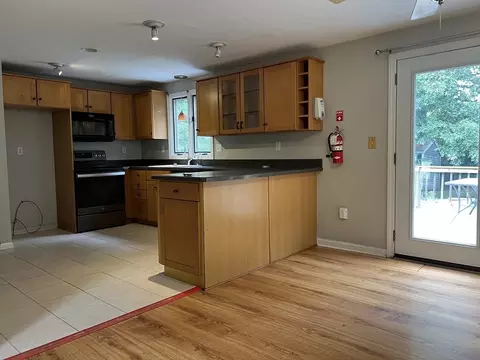 208 Mashpee Neck Rd, Mashpee, MA 02649 photo 9