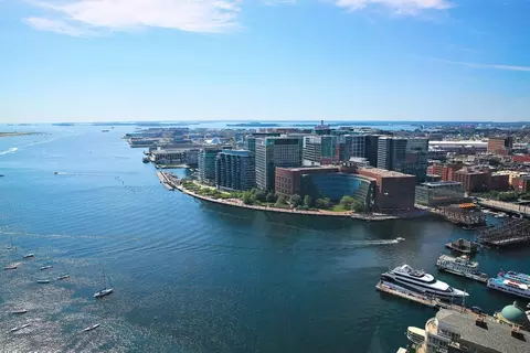 85 E India Row #38D, Boston, MA 02110