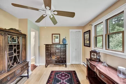Entry Way - 67 Cliff Rd, Bourne, MA 02532 photo 1 of 2