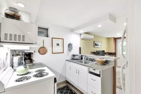 Kitchen - 67 Cliff Rd, Bourne, MA 02532 photo 4 of 5