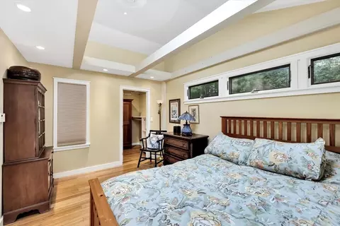 Bedroom - 67 Cliff Rd, Bourne, MA 02532 photo 2 of 8