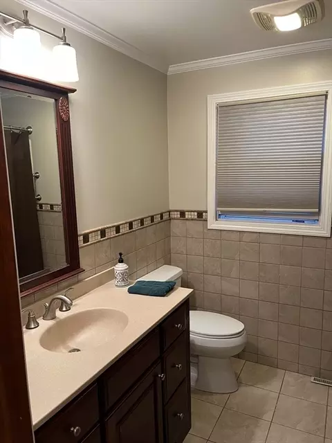 238 Chicopee St, Chicopee, MA 01013 photo 15