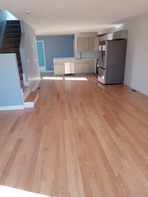 36 Standish St # C, Worcester, MA 01604 photo 5