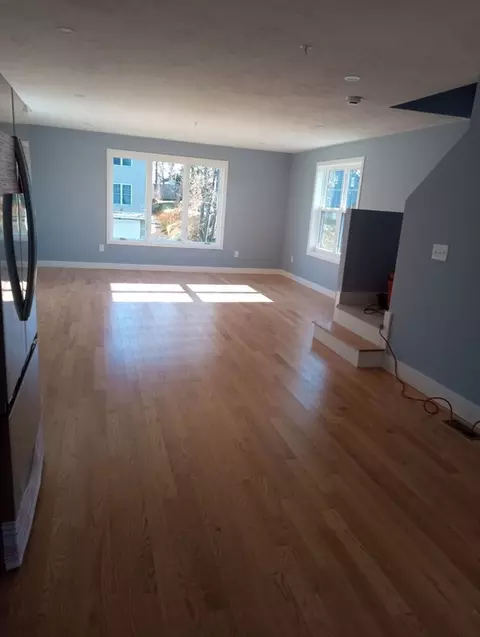 36 Standish St # C, Worcester, MA 01604 photo 4