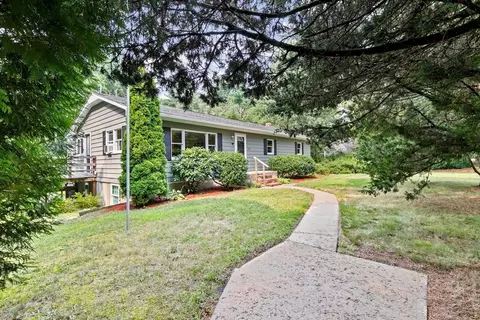 632 Wareham St, Middleboro, MA 02346