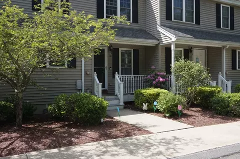 30 Constitution Dr #30, Fitchburg, MA 01420