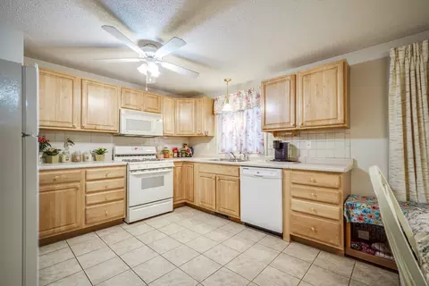 Kitchen - 50 William St, Chicopee, MA 01020 photo 1 of 3
