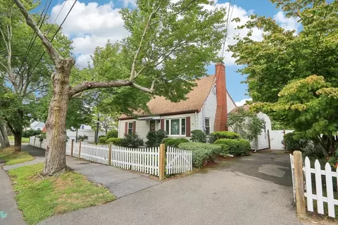 3 Rainbow Ter, Danvers, MA 01923 photo 4