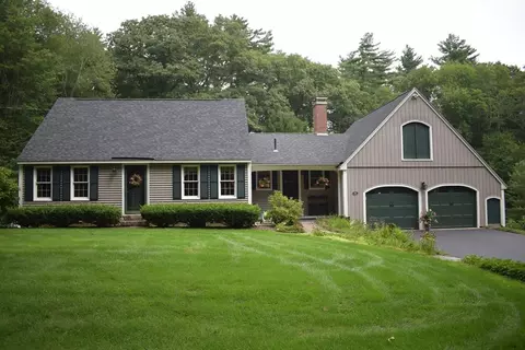 91 Ball Rd, Kingston, NH 03848