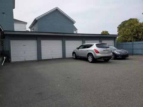 Exterior - 329 Ferry St, Fall River, MA 02721 photo 3 of 4