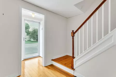 Entry Way - 95 Fenway Dr, Springfield, MA 01119 photo 1 of 2