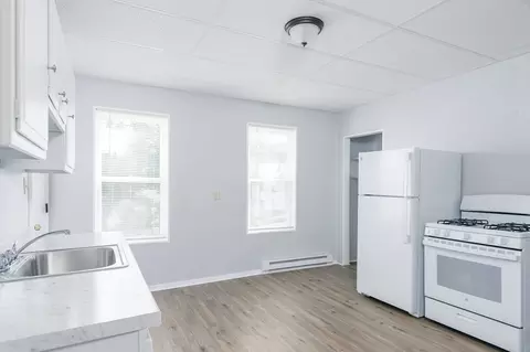 62 Whipple St, Worcester, MA 01607 photo 5