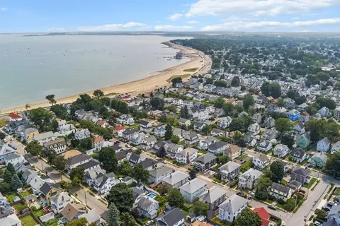283 Billings St, Quincy, MA 02171
