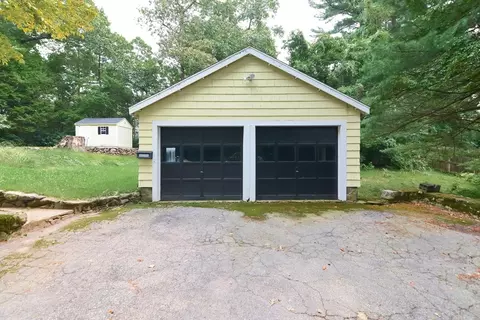 194 Turnpike St, Canton, MA 02021 photo 2