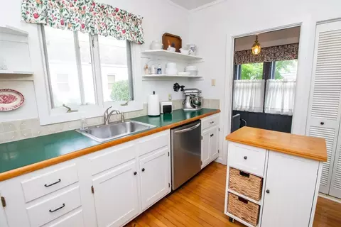 49 William St, Fairhaven, MA 02719 photo 32