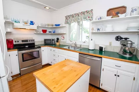 49 William St, Fairhaven, MA 02719 photo 30