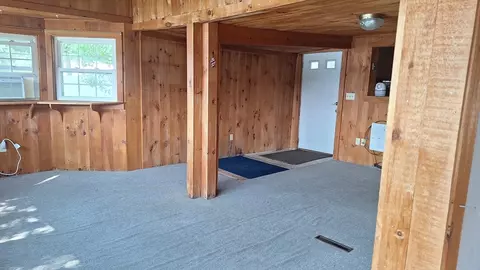 Living - 58 Uxbridge Rd, Mendon, MA 01756 photo 1 of 2