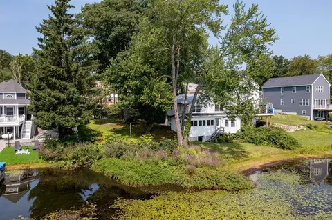 Exterior - 58 Uxbridge Rd, Mendon, MA 01756 photo 3 of 3