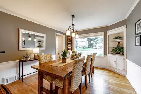 Dining - 145 Emerson St, Springfield, MA 01118 photo 3 of 3